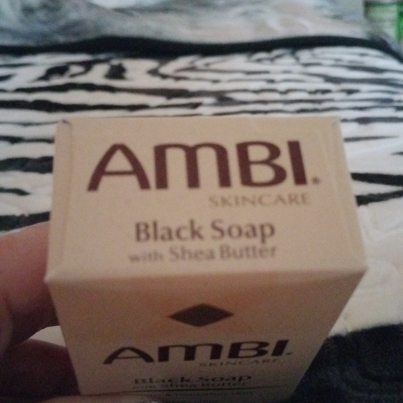 💄2 for $10💄 - Picture 2 of 4